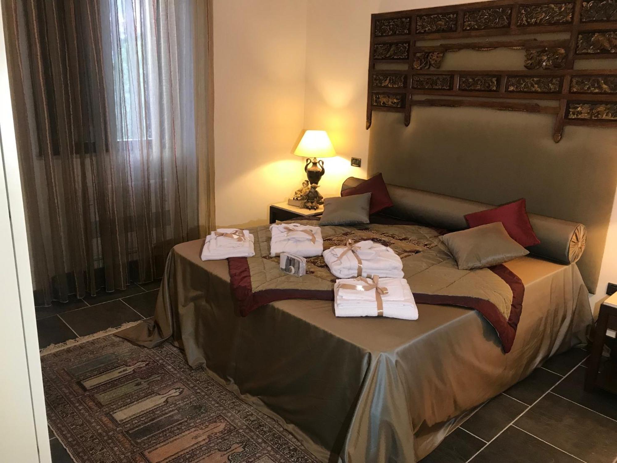 Bed and Breakfast Borgo Antico XIX Sec. Gesturi Экстерьер фото